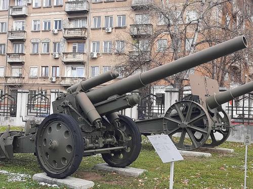 15 cm German heavy howitzer