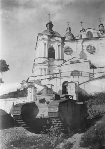 wwi-tank-in-smolensk